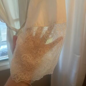 David's Bridal White Lace Robe Intimates
